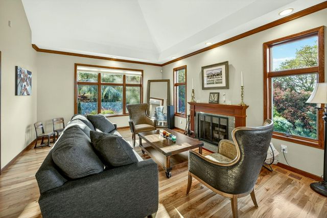 2583 Oak View Circle, Medford, OR 97504