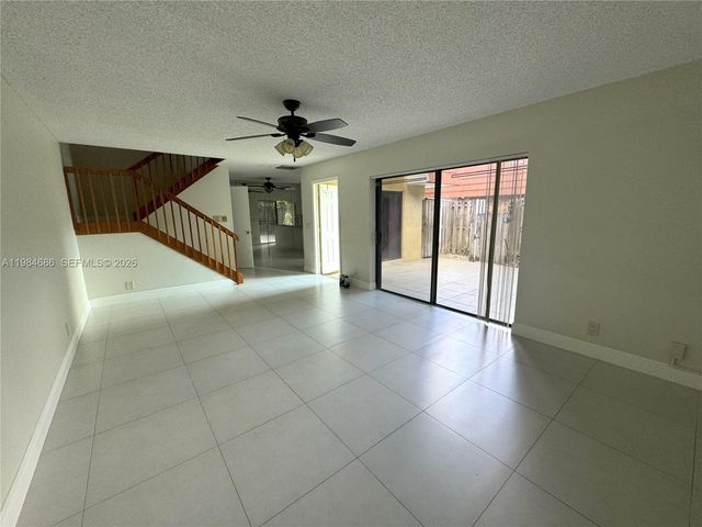 716 NW 98th Way, Plantation, FL 33324