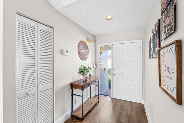 1912 NW 77th Avenue, Margate, FL 33063