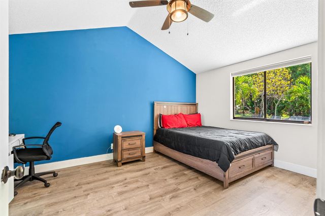 1912 NW 77th Avenue, Margate, FL 33063
