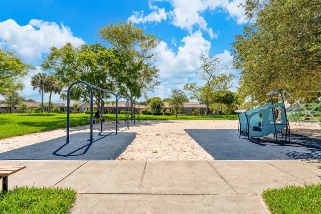 1912 NW 77th Avenue, Margate, FL 33063
