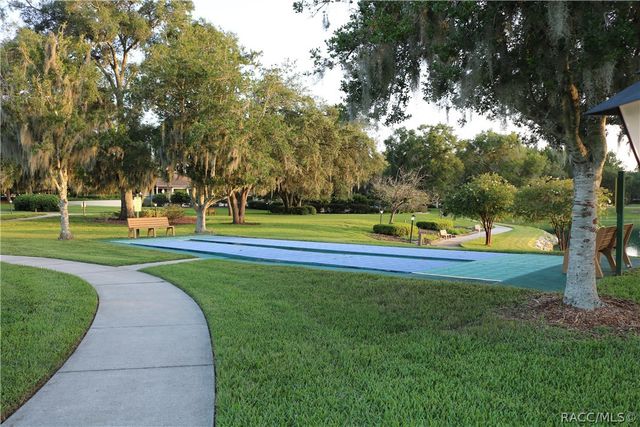 1697 N Wembley Drive, Crystal River, FL 34429