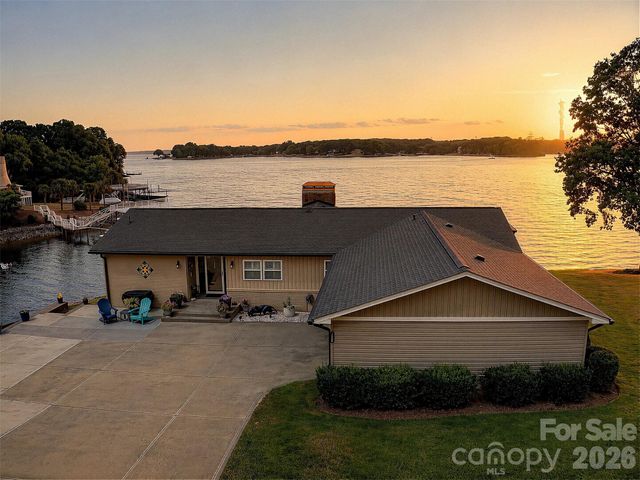 117 Summersong Lane, Mooresville, NC 28117