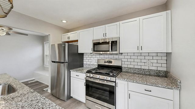 111 Staebler Ave, Louisville, KY 40207