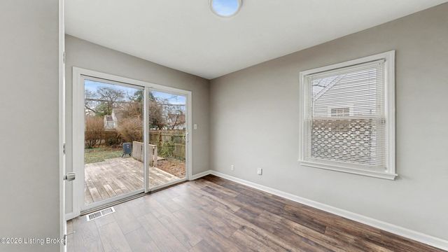 111 Staebler Ave, Louisville, KY 40207