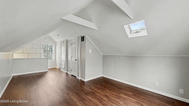 111 Staebler Ave, Louisville, KY 40207