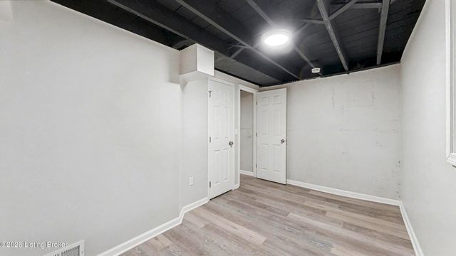 111 Staebler Ave, Louisville, KY 40207