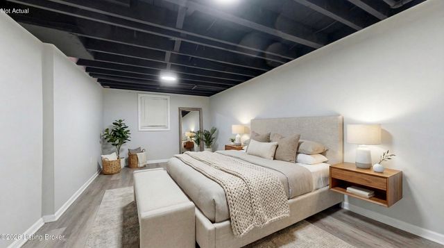 111 Staebler Ave, Louisville, KY 40207