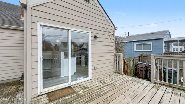 111 Staebler Ave, Louisville, KY 40207