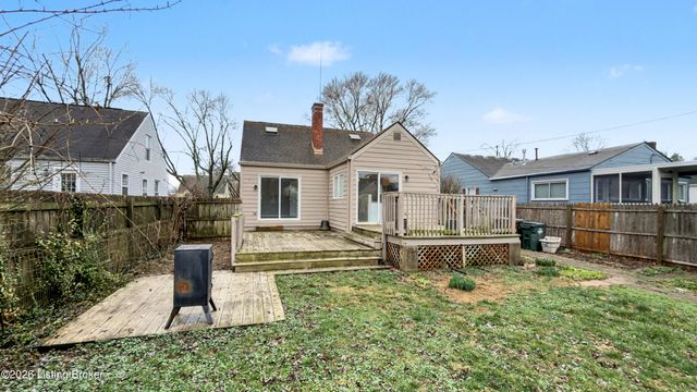 111 Staebler Ave, Louisville, KY 40207