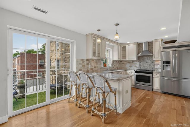 3144 Baisley Avenue, Bronx, NY 10465