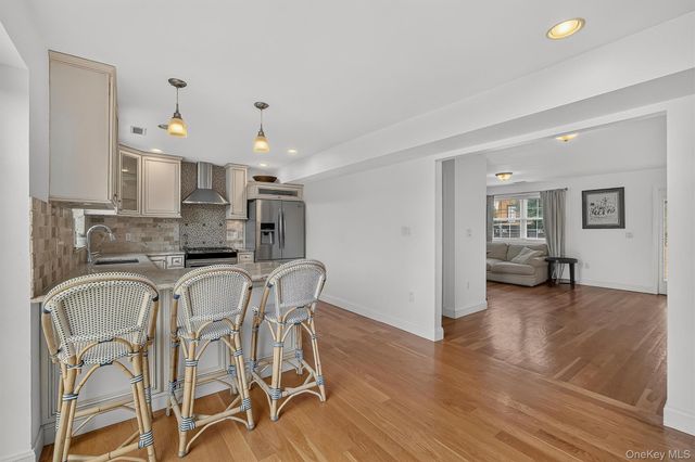 3144 Baisley Avenue, Bronx, NY 10465