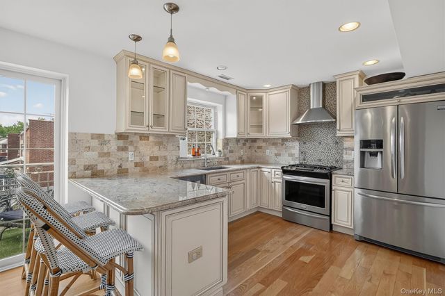 3144 Baisley Avenue, Bronx, NY 10465