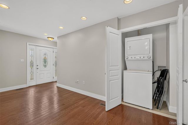 3144 Baisley Avenue, Bronx, NY 10465