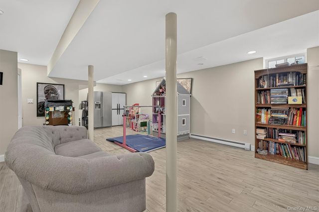 3144 Baisley Avenue, Bronx, NY 10465