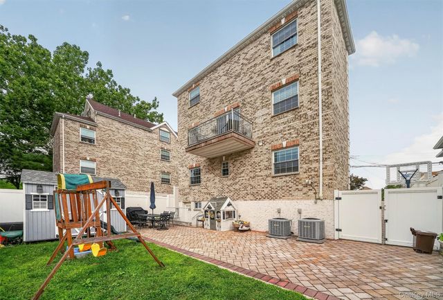 3144 Baisley Avenue, Bronx, NY 10465