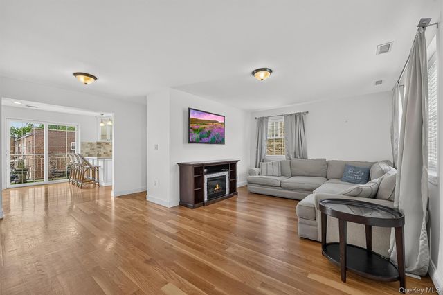 3144 Baisley Avenue, Bronx, NY 10465