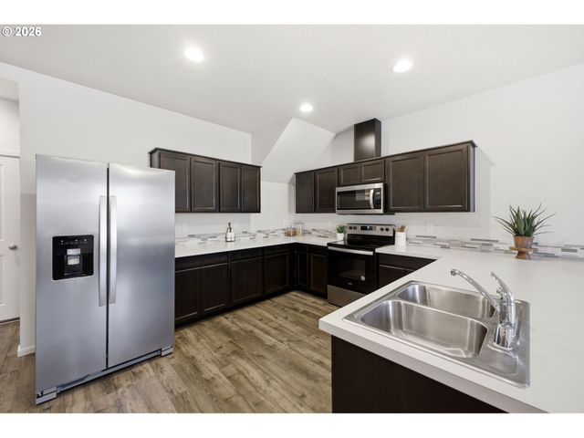 744 Ne 138TH Pl, Vancouver, WA 98684