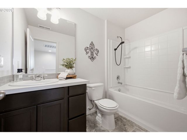 744 Ne 138TH Pl, Vancouver, WA 98684