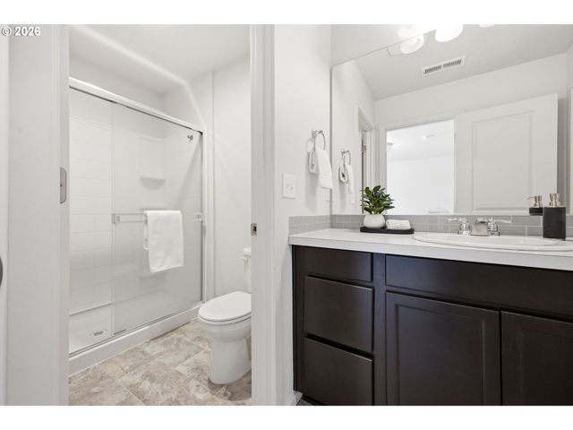 744 Ne 138TH Pl, Vancouver, WA 98684