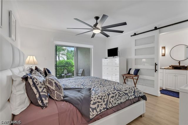 788 Park Shore DR E14, Naples, FL 34103