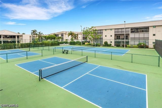 788 Park Shore DR E14, Naples, FL 34103