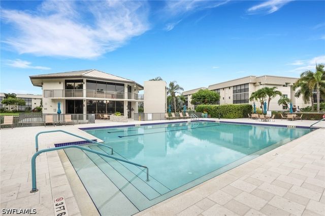788 Park Shore DR E14, Naples, FL 34103