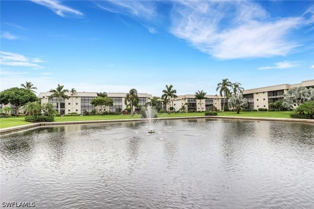 788 Park Shore DR E14, Naples, FL 34103