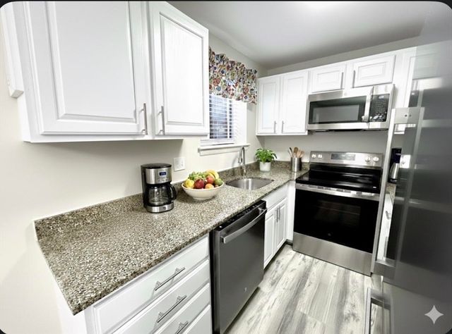 96 C Charles River Rd c, Waltham, MA 02453