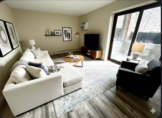 96 C Charles River Rd c, Waltham, MA 02453