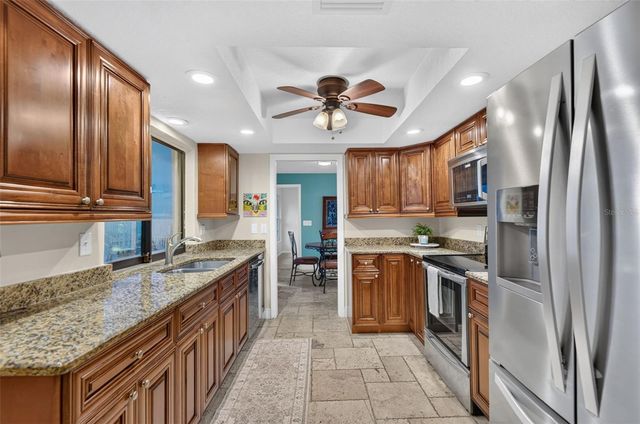 2225 SNEAD AVENUE, Dunedin, FL 34698
