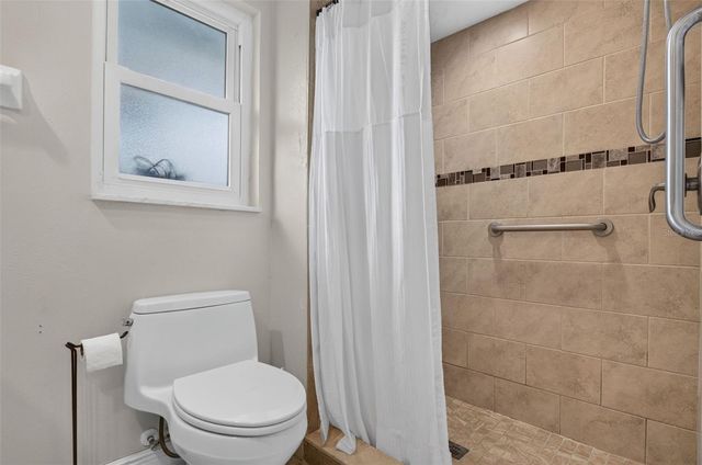 2225 SNEAD AVENUE, Dunedin, FL 34698