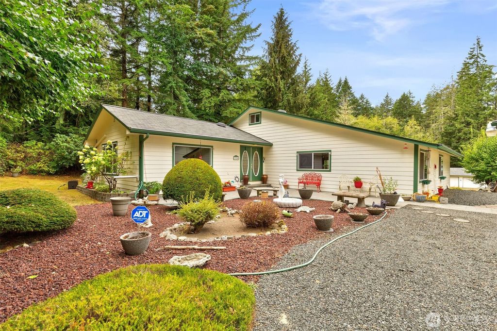 3320 SE Baker Road, Port Orchard, WA 98367