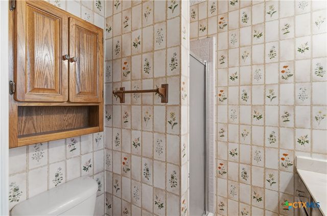 516 N King Street 301, Seguin, TX 78155