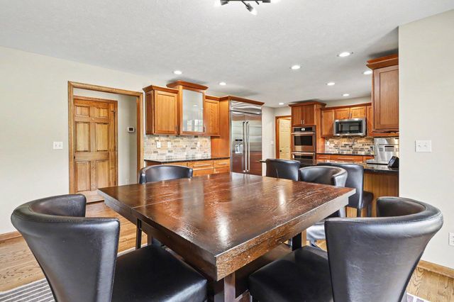 1425 Old Farm Lane, St. Joseph, MI 49085
