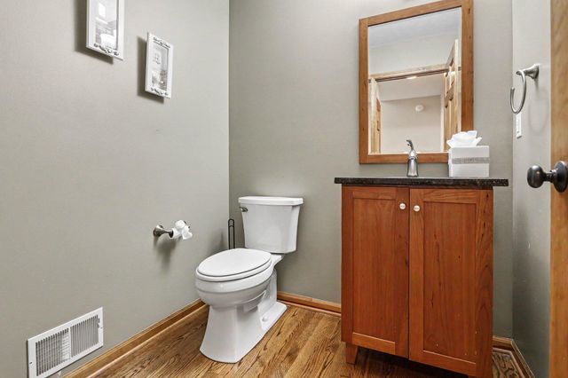 1425 Old Farm Lane, St. Joseph, MI 49085