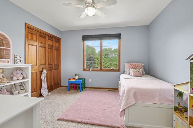 1425 Old Farm Lane, St. Joseph, MI 49085