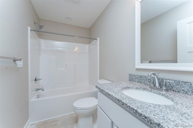 570 W Wildwood Drive, Owosso, MI 48867