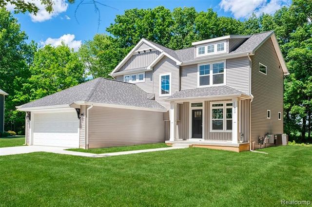 570 W Wildwood Drive, Owosso, MI 48867
