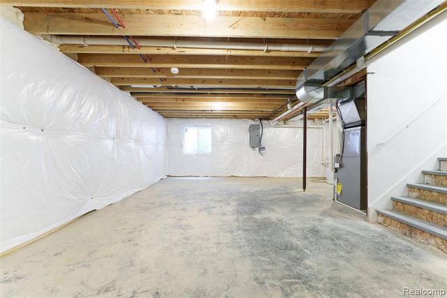 570 W Wildwood Drive, Owosso, MI 48867