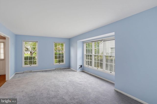 164 BURNING TREE RD, Dover, DE 19904