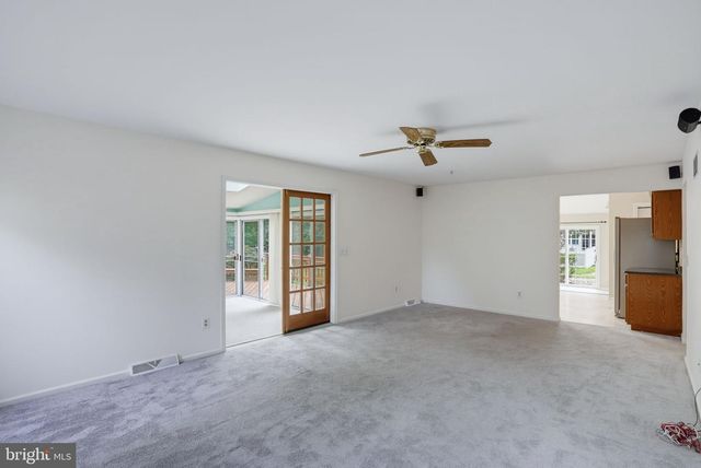 164 BURNING TREE RD, Dover, DE 19904
