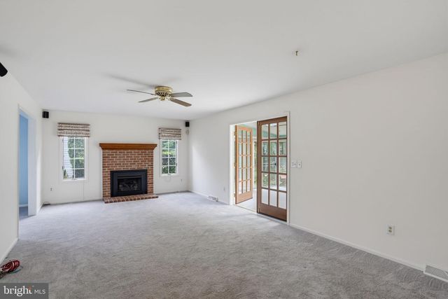 164 BURNING TREE RD, Dover, DE 19904