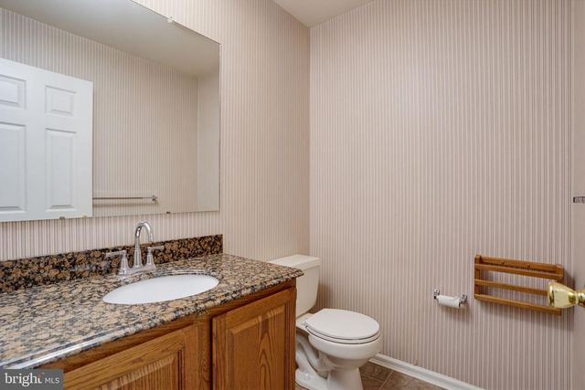 164 BURNING TREE RD, Dover, DE 19904
