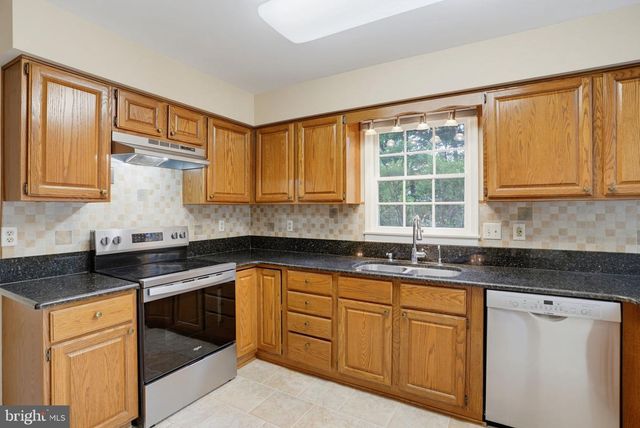 164 BURNING TREE RD, Dover, DE 19904