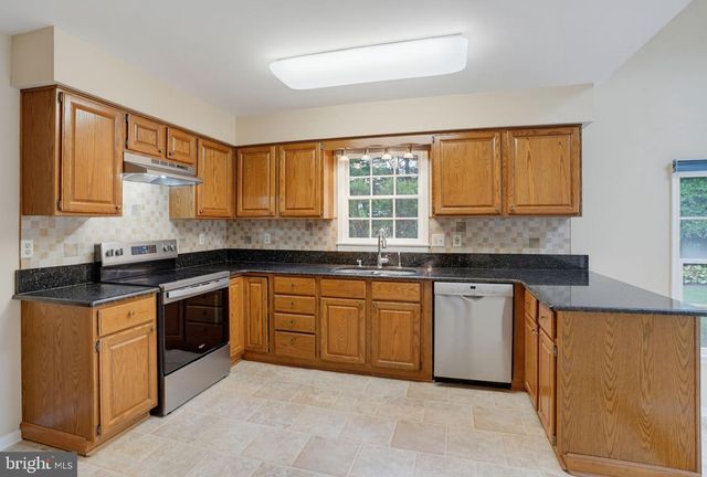 164 BURNING TREE RD, Dover, DE 19904