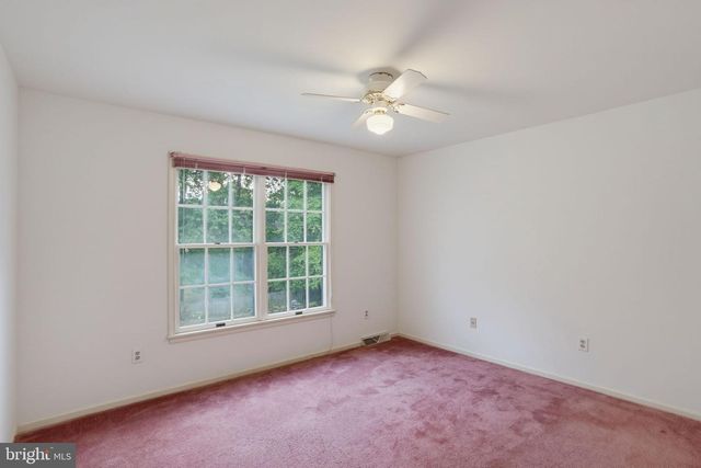 164 BURNING TREE RD, Dover, DE 19904
