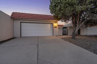 12137 Calle Zagal NE, Albuquerque, NM 87111