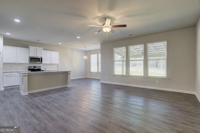 18 Purackal Lane, Statham, GA 30666