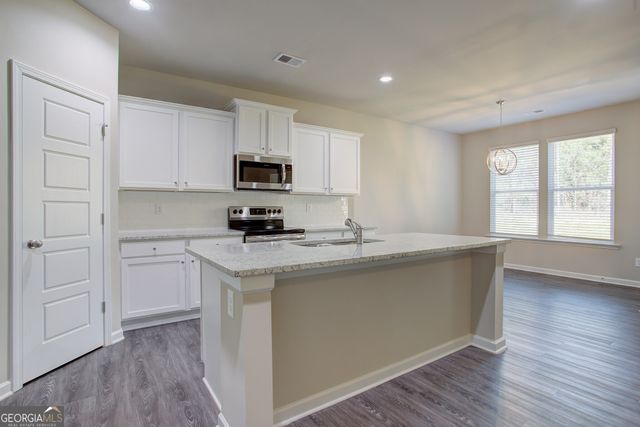 18 Purackal Lane, Statham, GA 30666